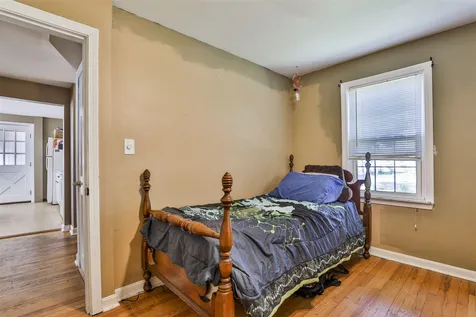 23 Stearns Street Manchester NH 03102