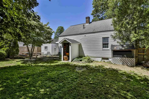 23 Stearns Street Manchester NH 03102