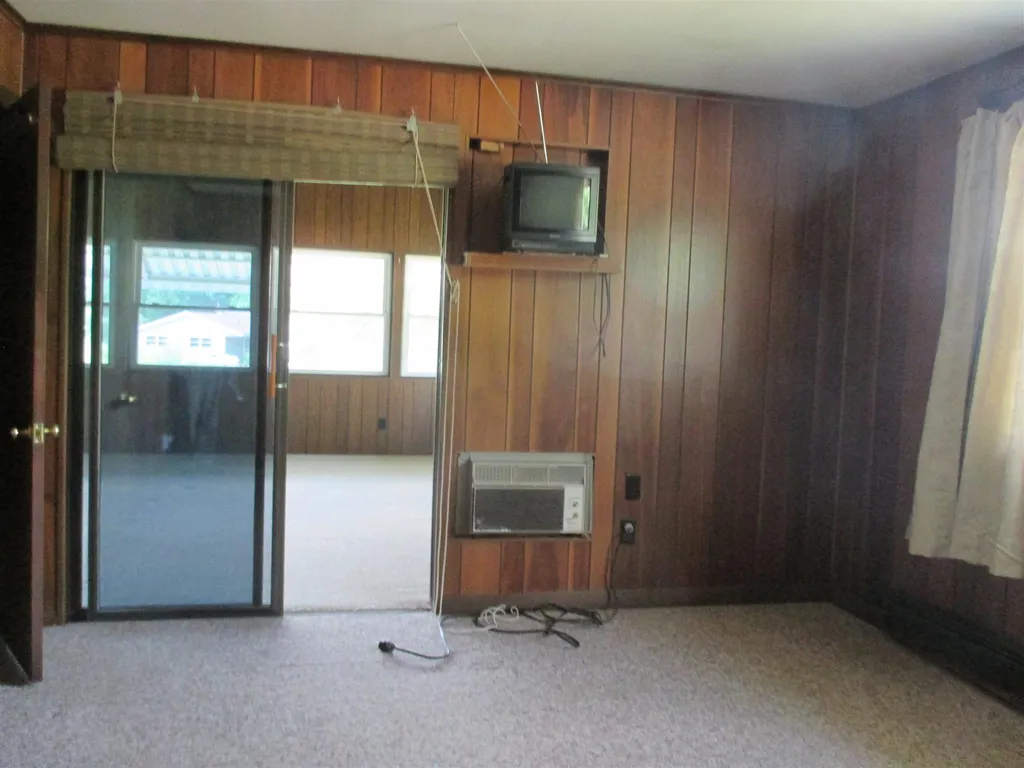 176 Ten Rod Road Rochester NH 03867
