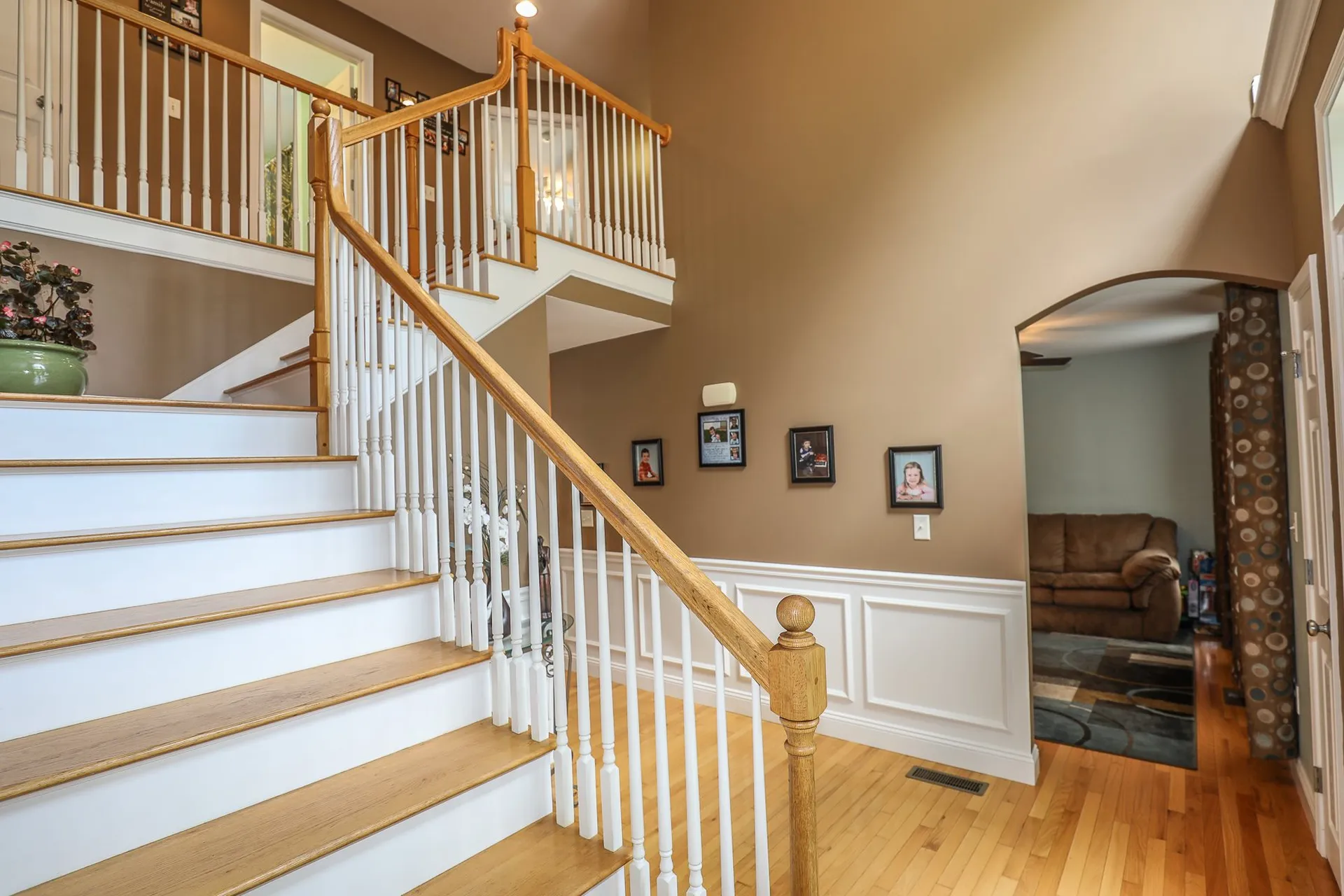 32 Tanager Way Londonderry NH 03053