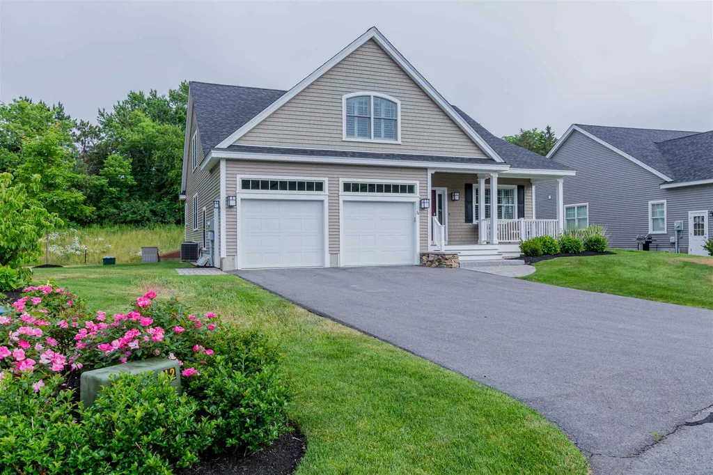 34 Sea Glass Lane Rye NH 03870