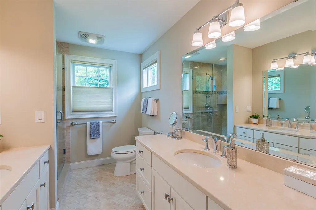 34 Sea Glass Lane Rye NH 03870
