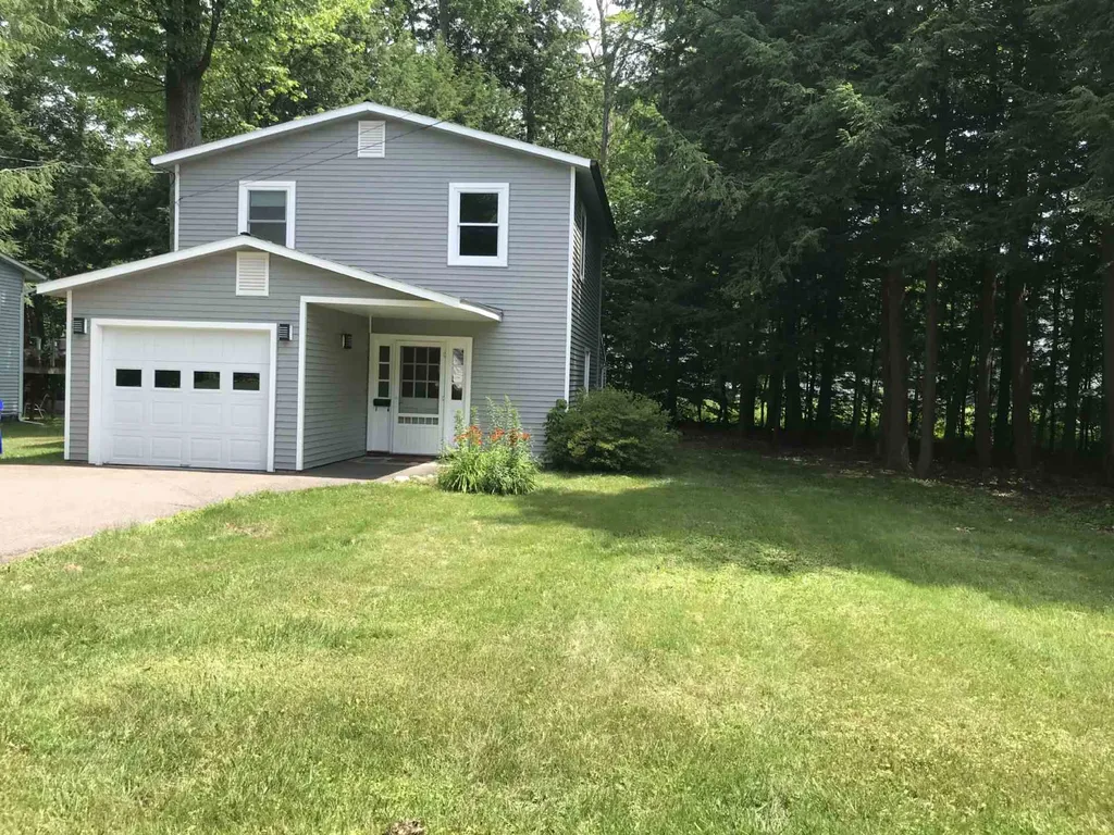 104 Oakwood Drive South Burlington VT 05403