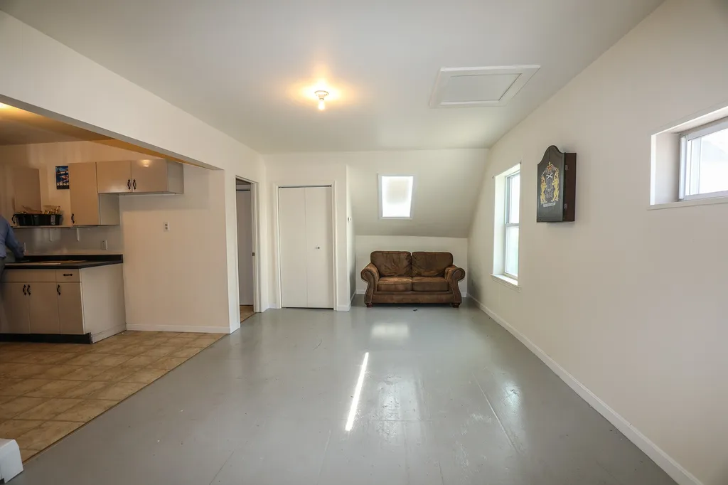 188 Laurel Street Manchester NH 03103