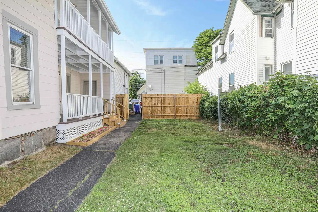 188 Laurel Street Manchester NH 03103