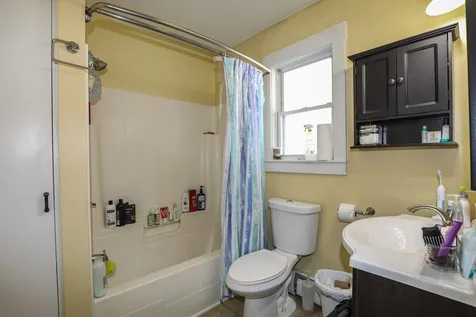 188 Laurel Street Manchester NH 03103