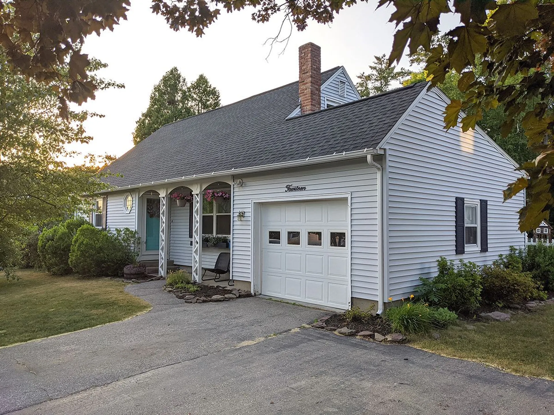14 Bert Street Hooksett NH 03106