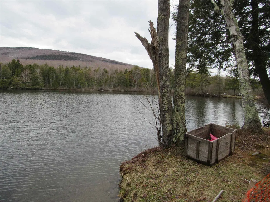 4 Echo Lane Piermont NH 03779