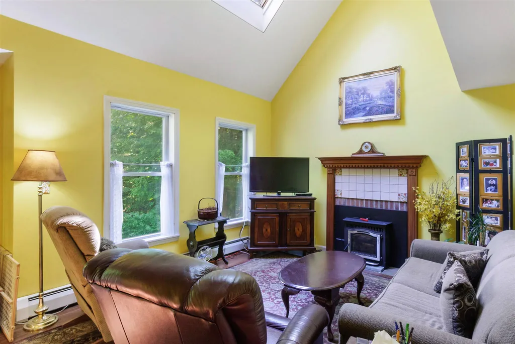 26 Gedney Court Alton NH 03810