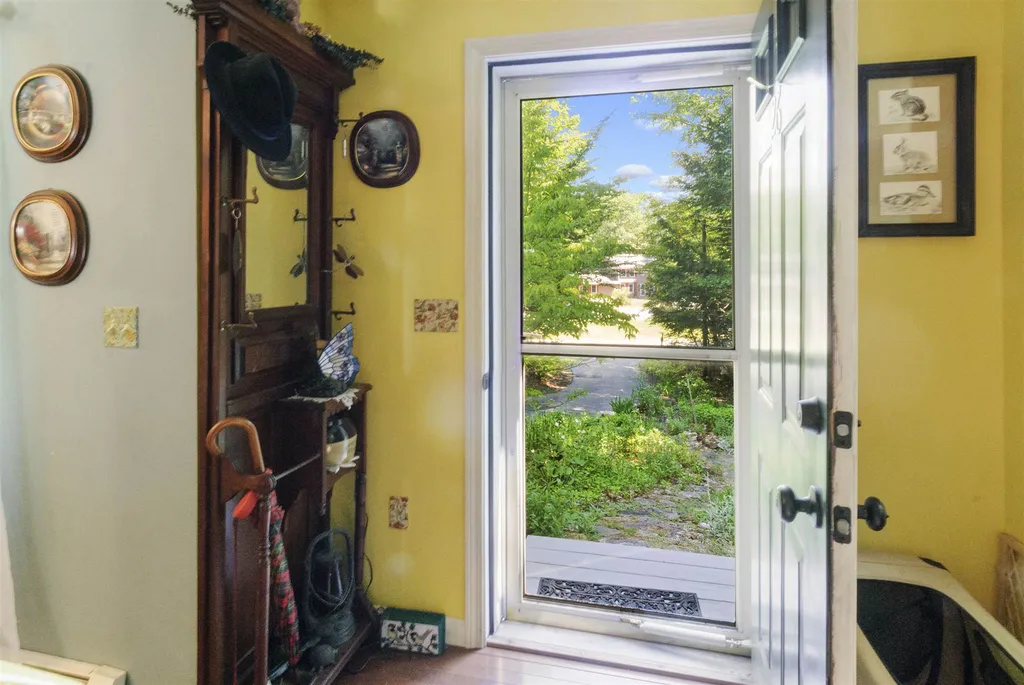 26 Gedney Court Alton NH 03810