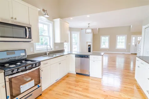 13 Conifer Way Salem NH 03079