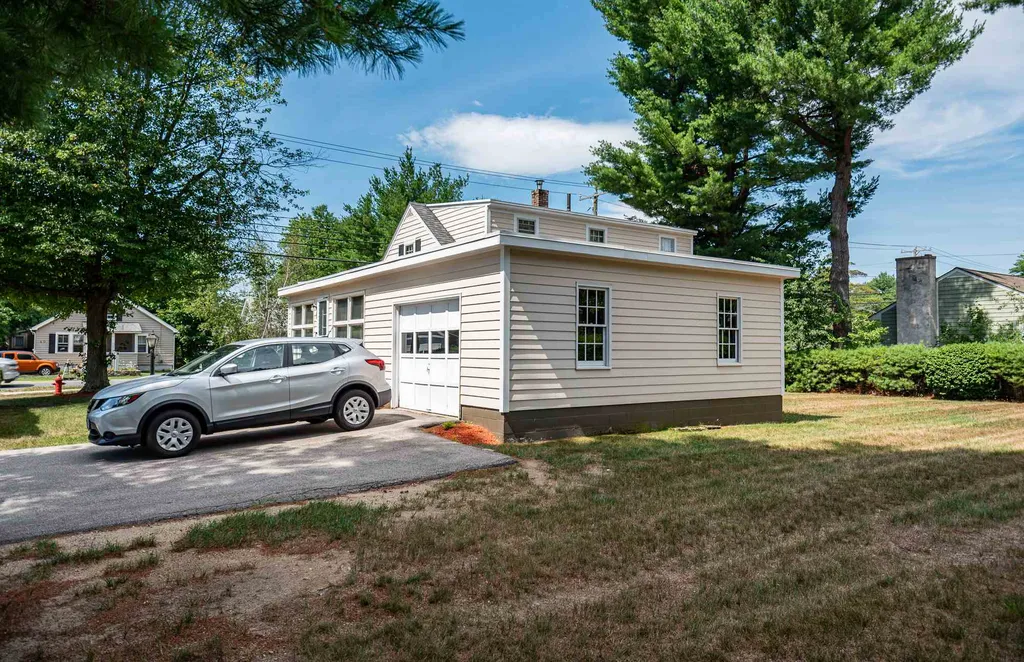 27 New Rochester Road Dover NH 03820