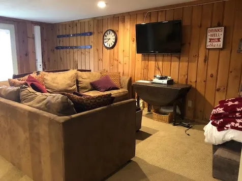 68 Howe's Loop Wilmington VT 05363