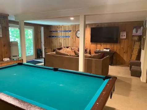 68 Howe's Loop Wilmington VT 05363