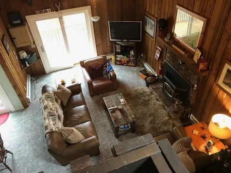 68 Howe's Loop Wilmington VT 05363