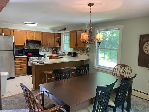 68 Howe's Loop Wilmington VT 05363