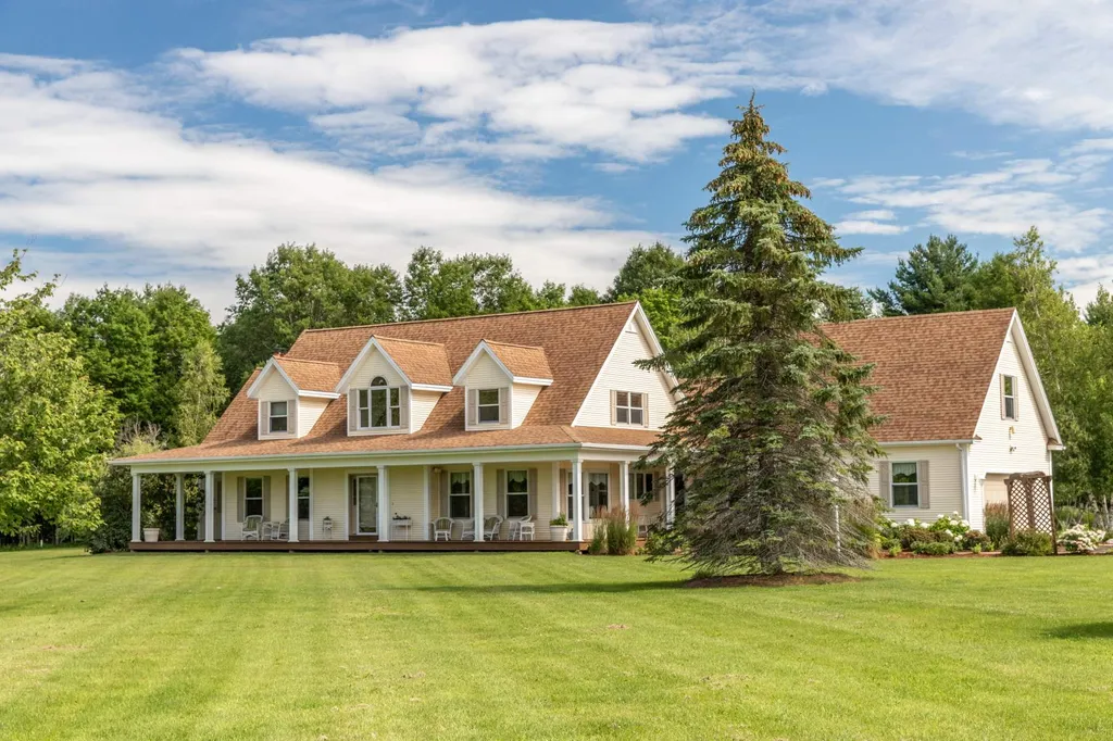 1156 Middle Road Colchester VT 05446