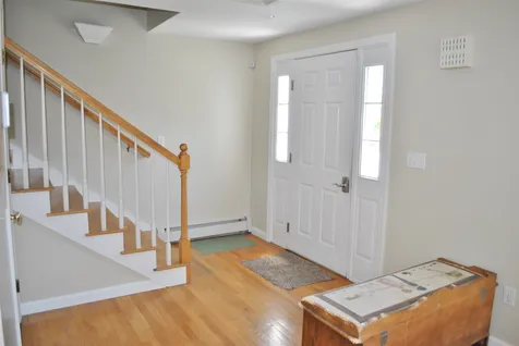 60b Apple Tree Drive Goffstown NH 03045