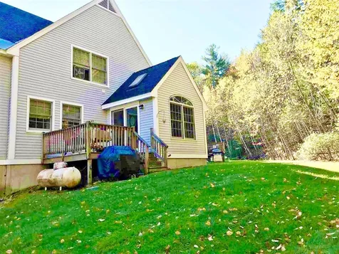 60b Apple Tree Drive Goffstown NH 03045