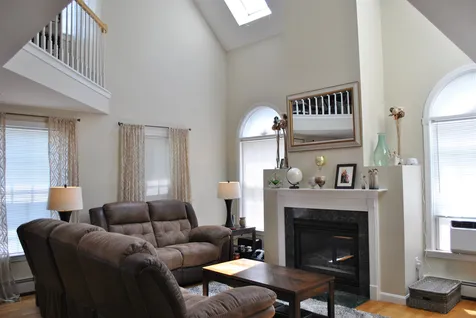 60b Apple Tree Drive Goffstown NH 03045
