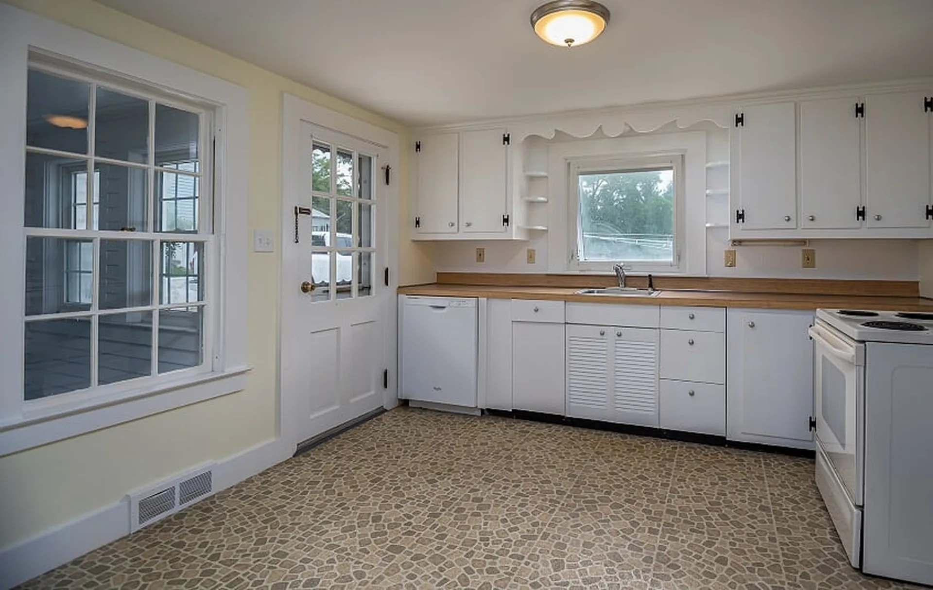 55 Rutland Street Dover NH 03820