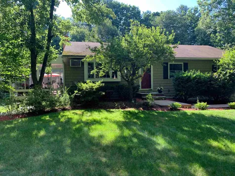 125 Lancaster Farm Road Salem NH 03079