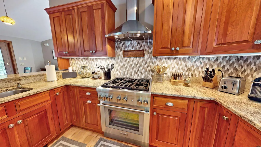 11 Indian Trail Meredith NH 03253