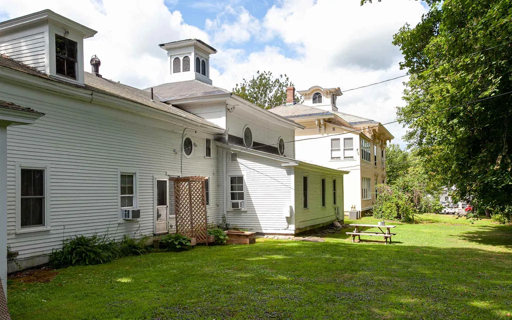 40 Main Street Walpole NH 03608