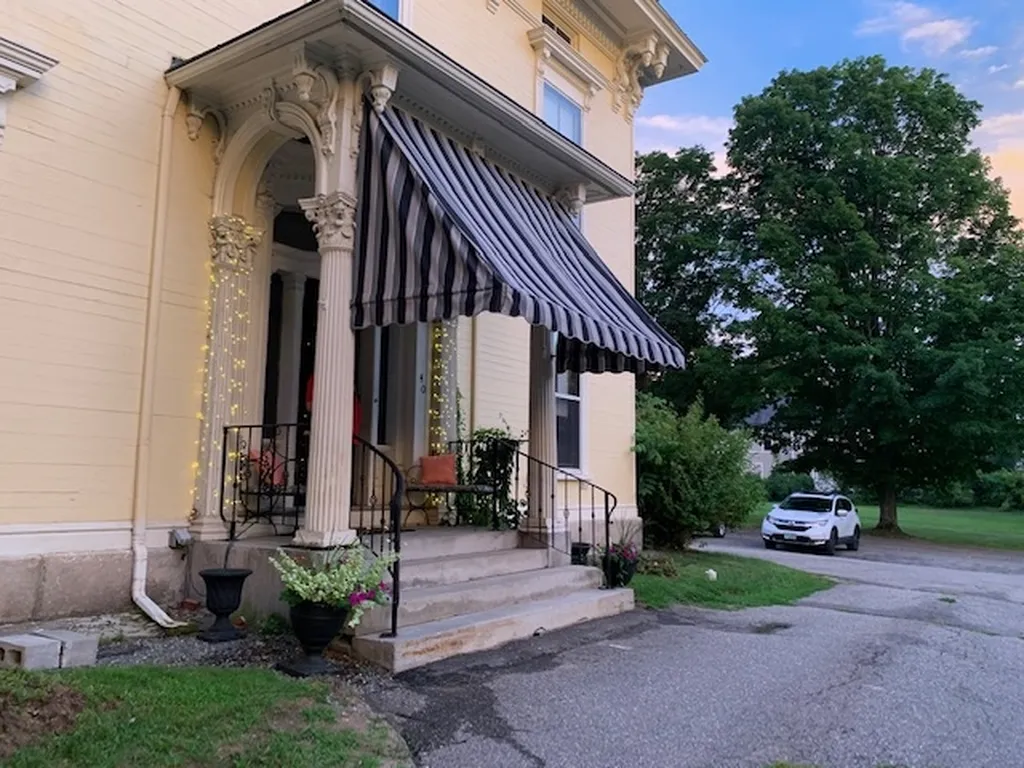40 Main Street Walpole NH 03608