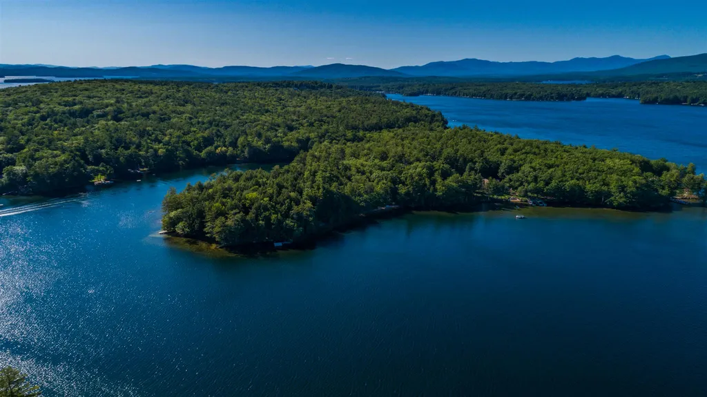 37 Marcus Road Moultonborough NH 03254