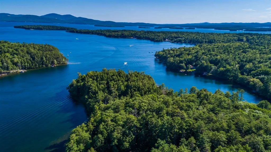 37 Marcus Road Moultonborough NH 03254