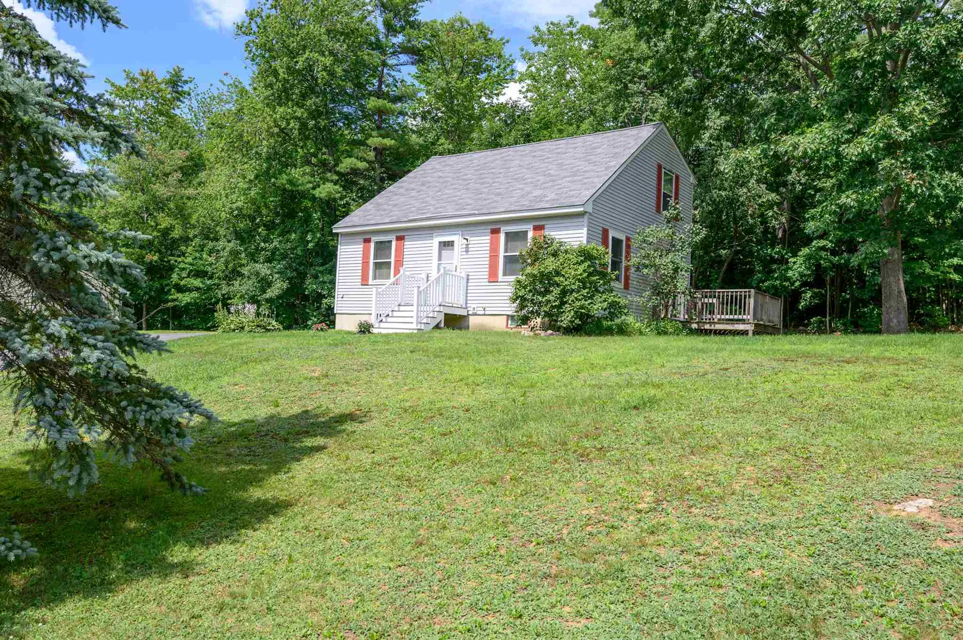 26 Glenridge Road Belmont NH 03220
