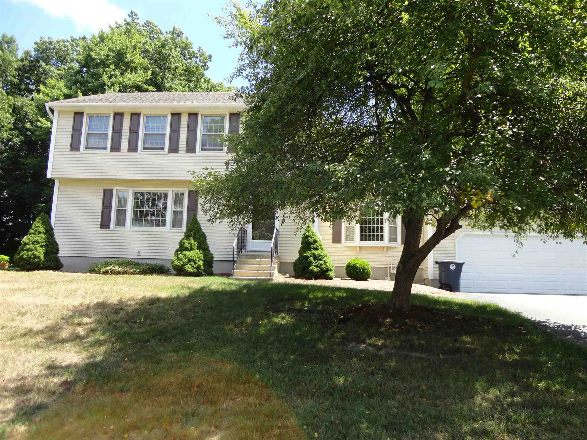 9 Macdonald Drive Nashua NH 03062
