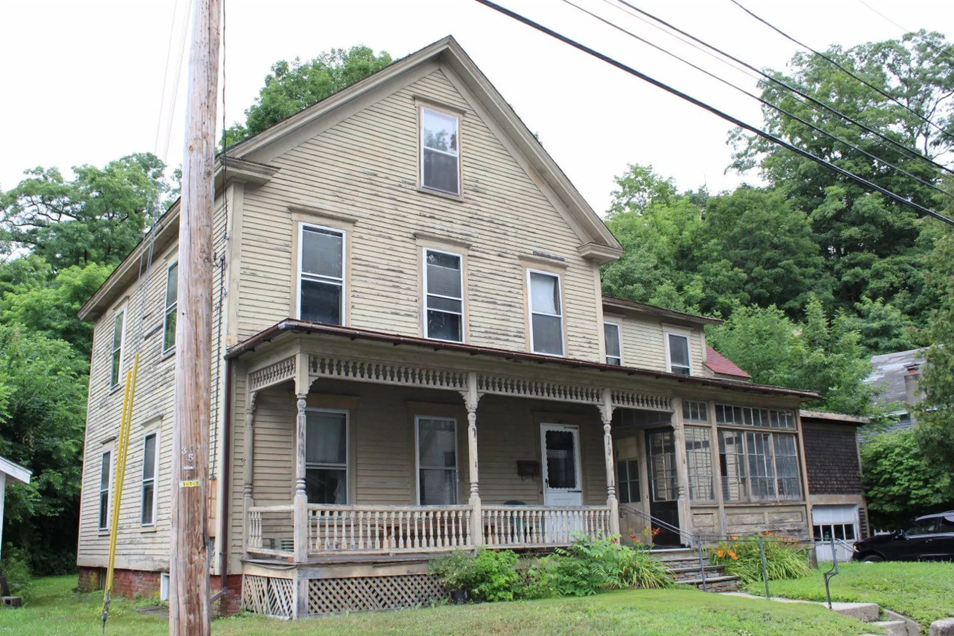 8 Wall Street Springfield VT 05156