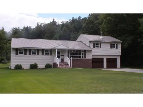 39 Phoenix Circle Richmond VT 05477