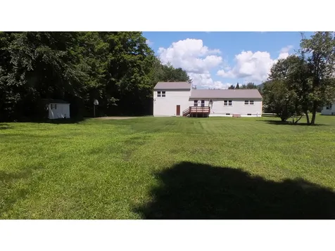 39 Phoenix Circle Richmond VT 05477