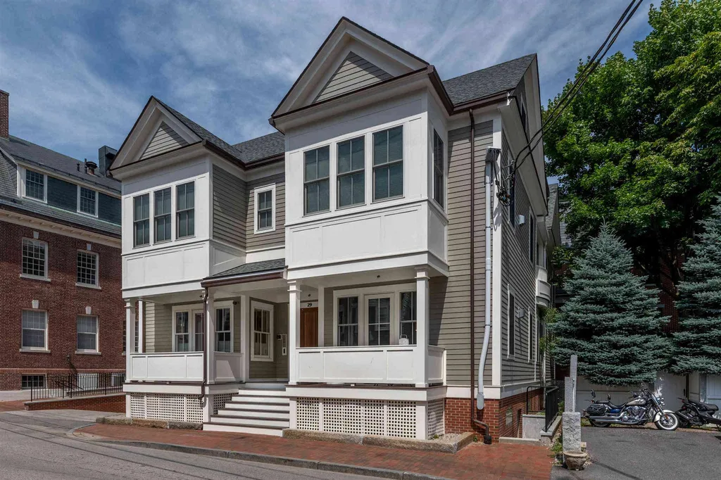 29 Chapel Street Portsmouth NH 03801