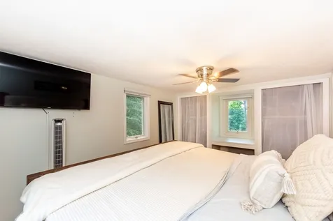 6 Rogier Place Nottingham NH 03290