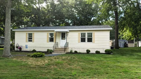 9 Glen Drive Hampstead NH 03841