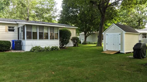 9 Glen Drive Hampstead NH 03841