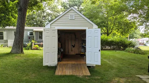 9 Glen Drive Hampstead NH 03841