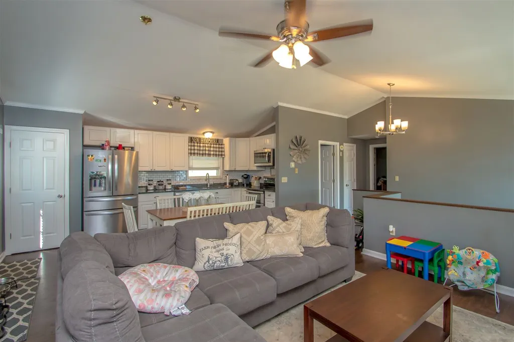 38 Grandview Lane Alton NH 03809
