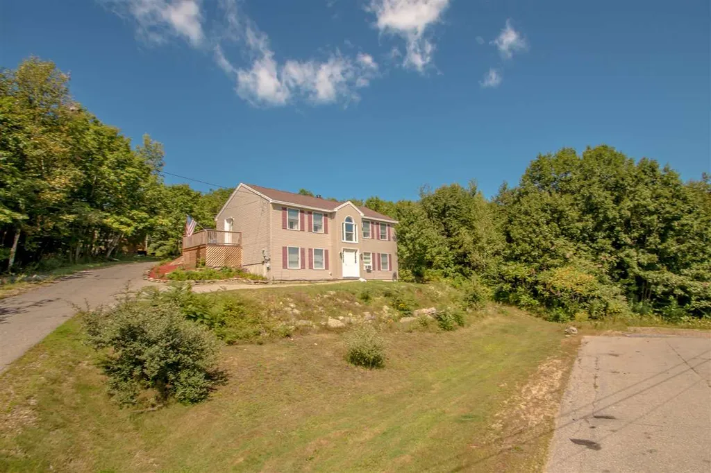 38 Grandview Lane Alton NH 03809