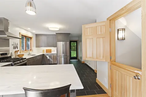 761 White Gates Lane Stowe VT 05672