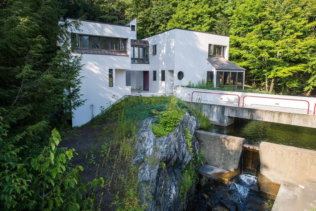 14 Skylark Terrace Barre Town VT 05641