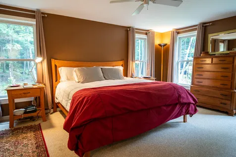 219 Bog Road New London NH 03257