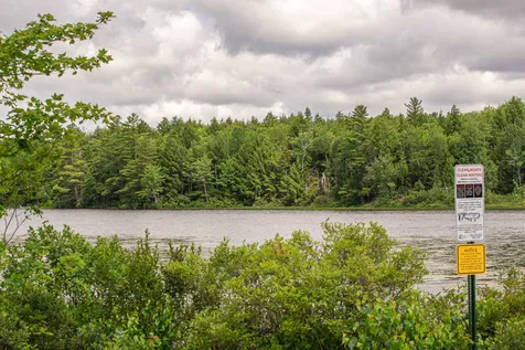 219 Bog Road New London NH 03257