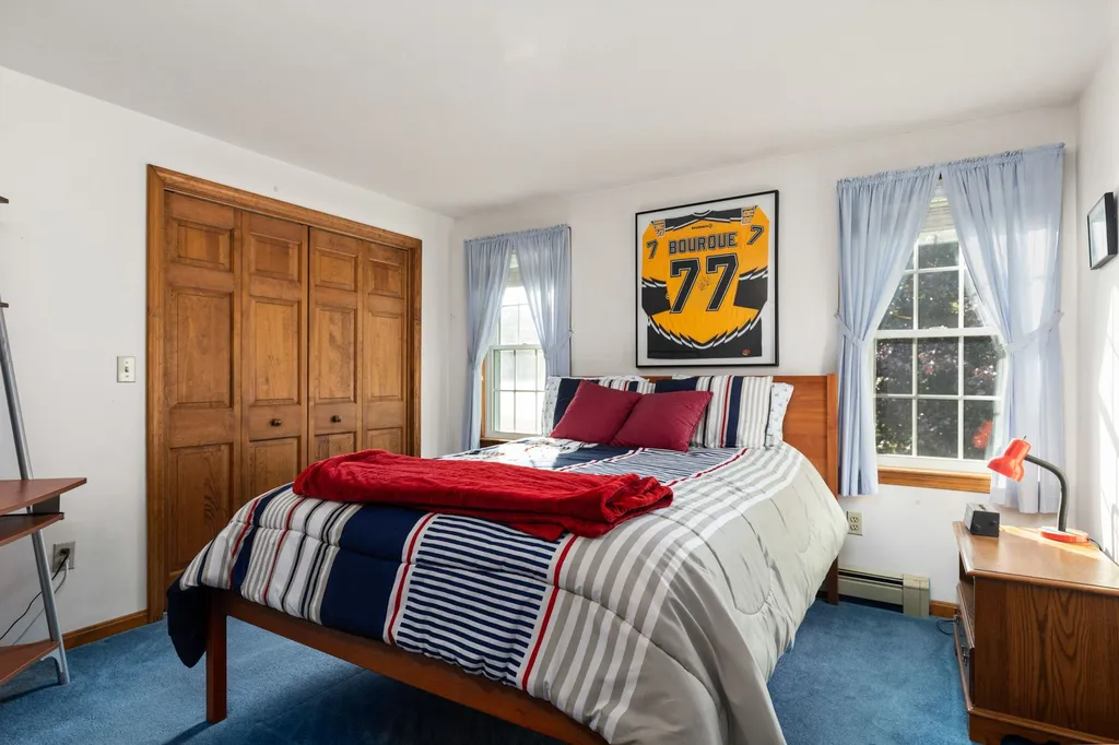 6 Lamington Place Stratham NH 03885