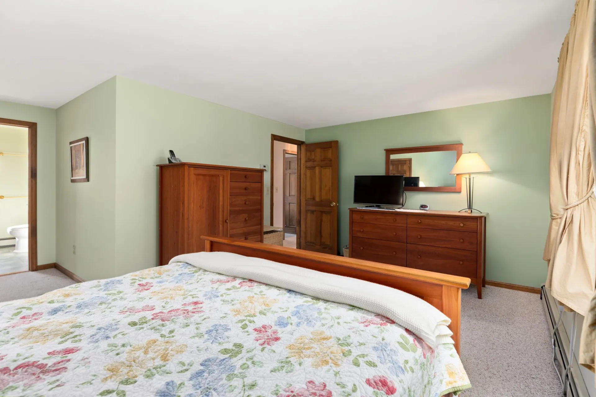 6 Lamington Place Stratham NH 03885