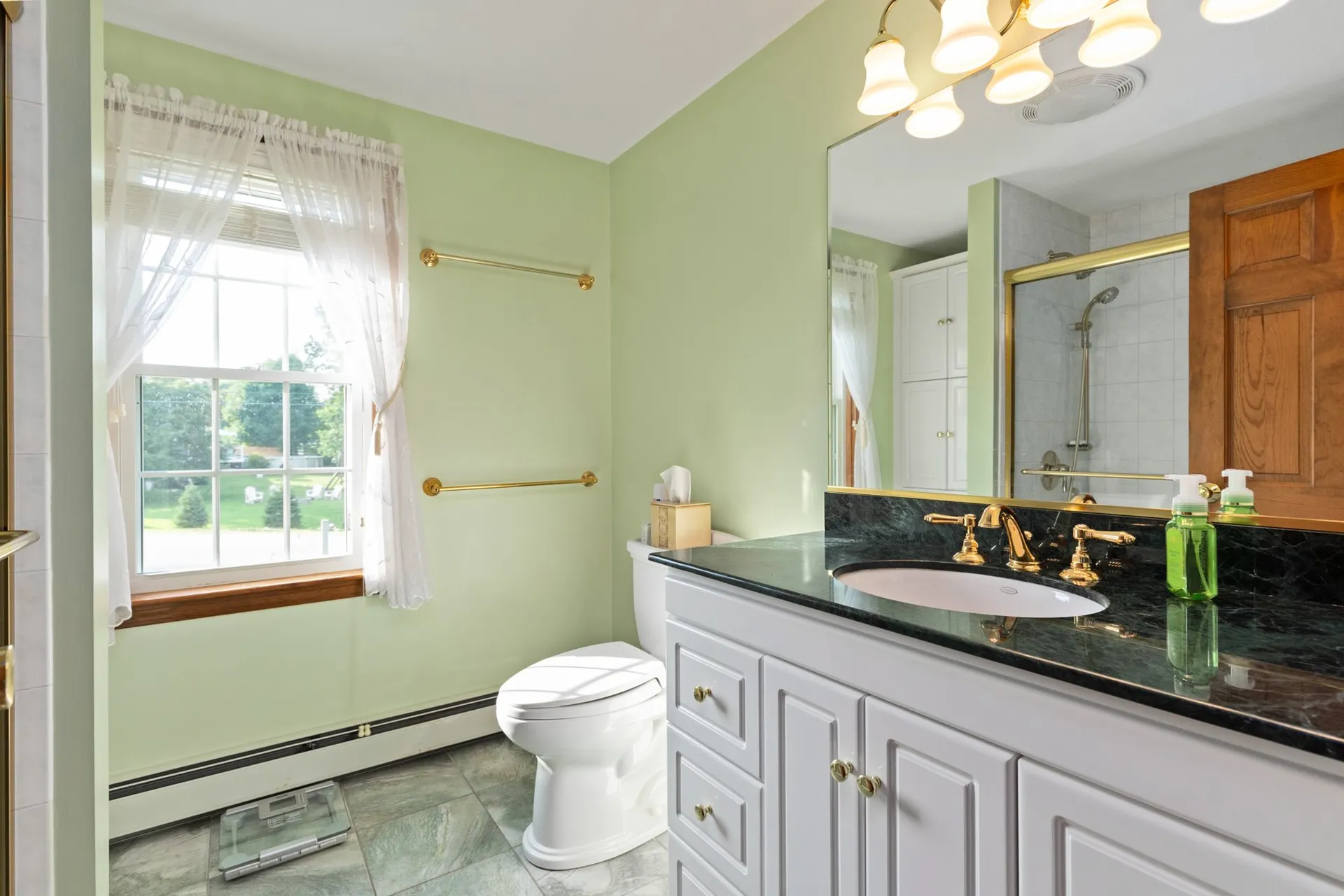 6 Lamington Place Stratham NH 03885